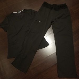 Elle Scrub Set size M